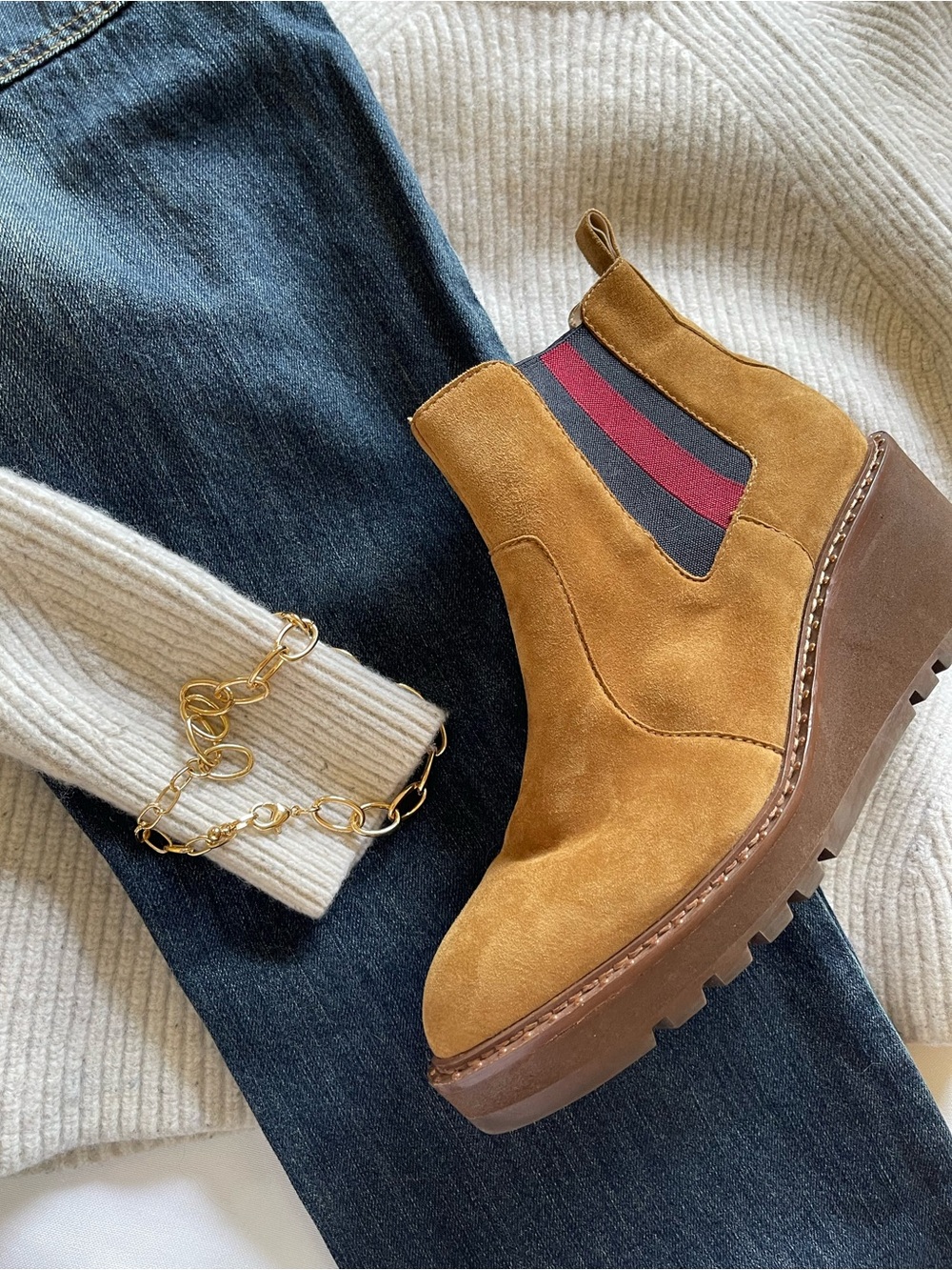 CECELIA NEW YORK GEMMA TAN SUEDE CHELSEA WEDGE ANKLE BOOTS SZ 9 MED NWOTS